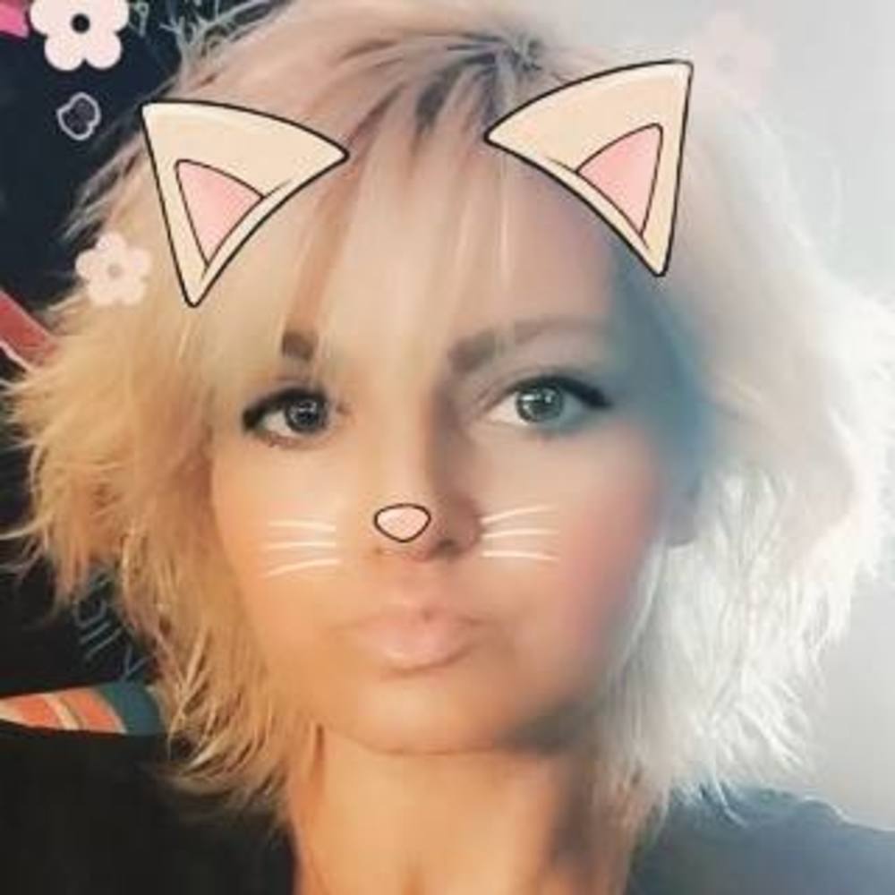 Meet your Posher, Valerie